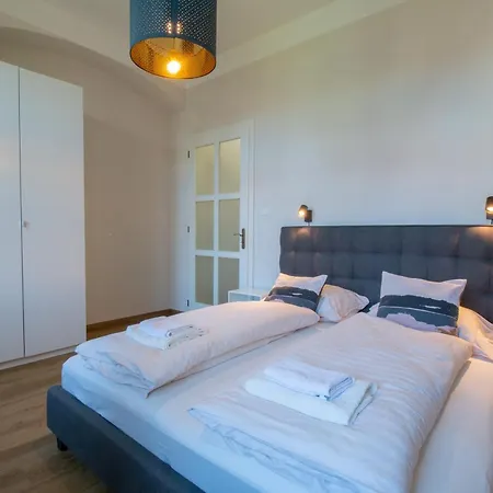 Ve Smeckach Cr 2 Bedroom Apartment Prague