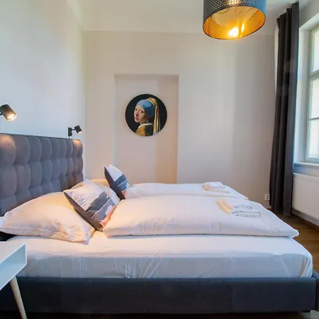 Apartment Ve Smeckach Cr 2 Bedroom Prague