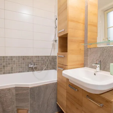 Ve Smeckach Cr 2 Bedroom *