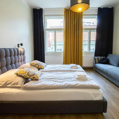 Ve Smeckach Cr 2 Bedroom شقة